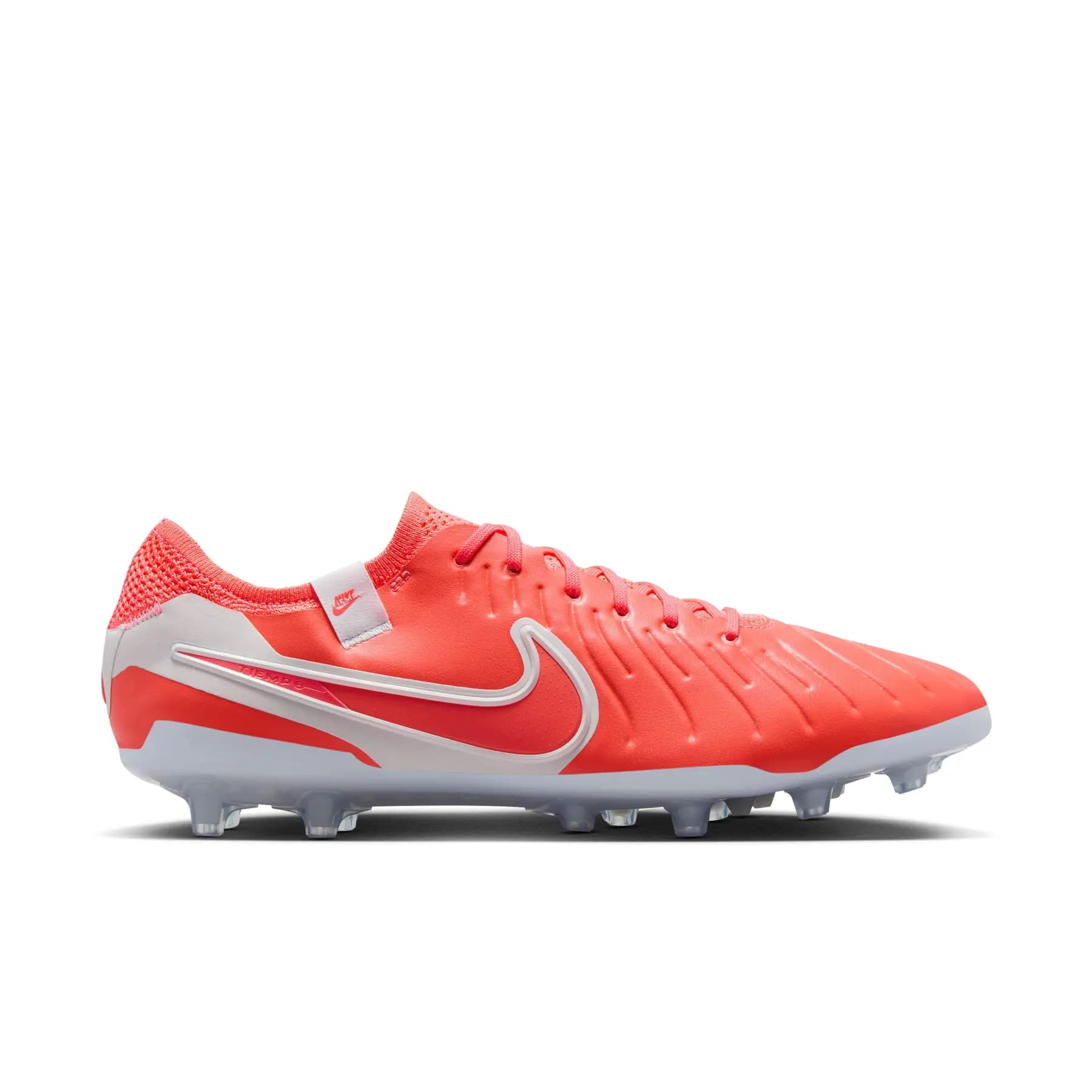 nike legend 10