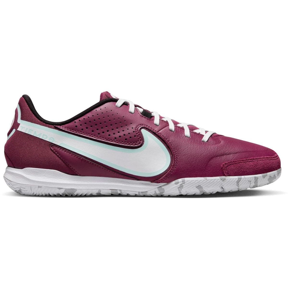 nike Tiempo